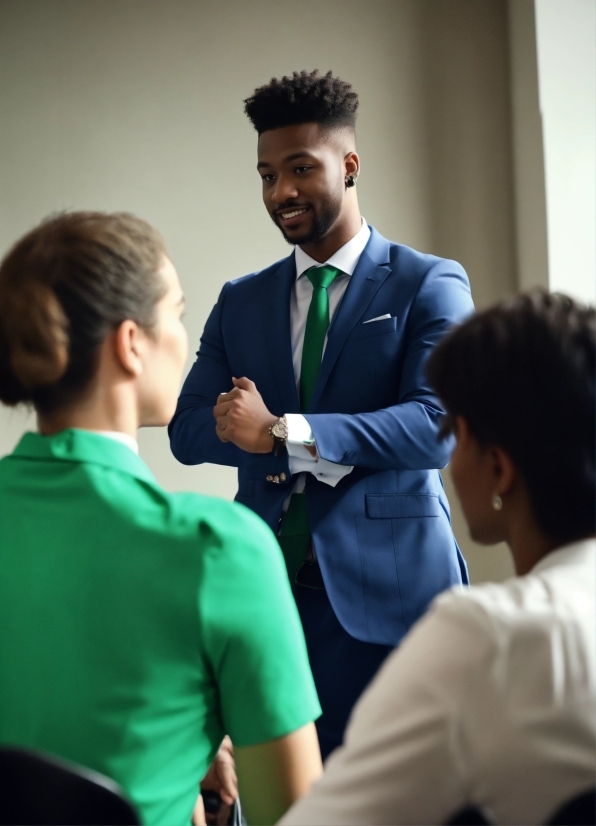 Hair, Sleeve, Hearing, Gesture, Interaction, Suit