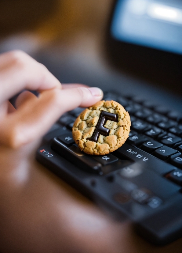 Hand, Computer, Computer Keyboard, Input Device, Gesture, Finger