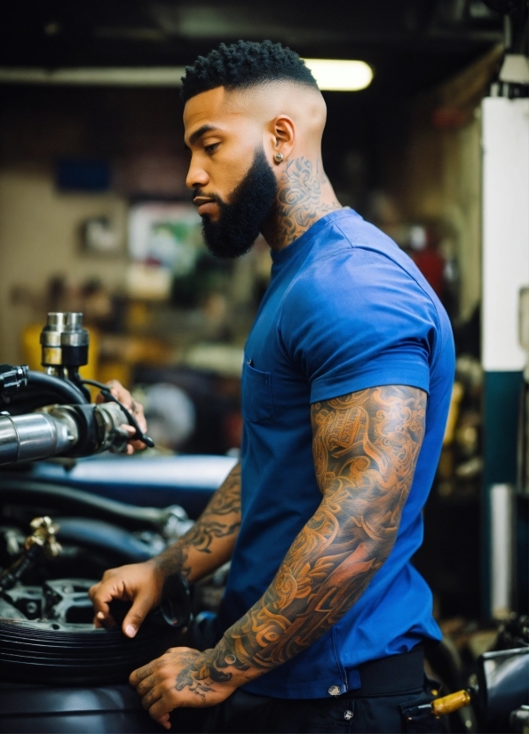 Muscle, Beard, Flash Photography, Motor Vehicle, Automotive Design, Automotive Tire