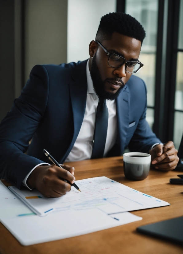 Glasses, Table, Eyewear, Microphone, Office Instrument, Tie