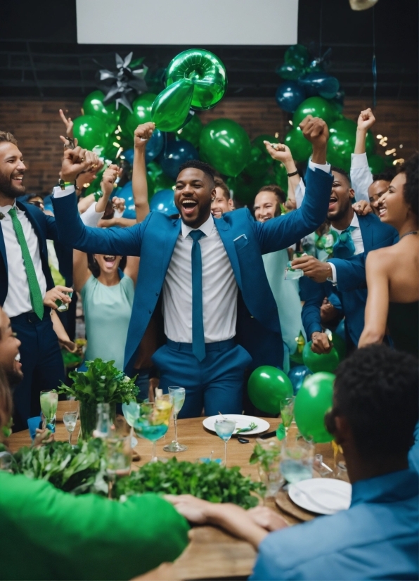 Arm, Shirt, Green, Plant, Table, Tableware