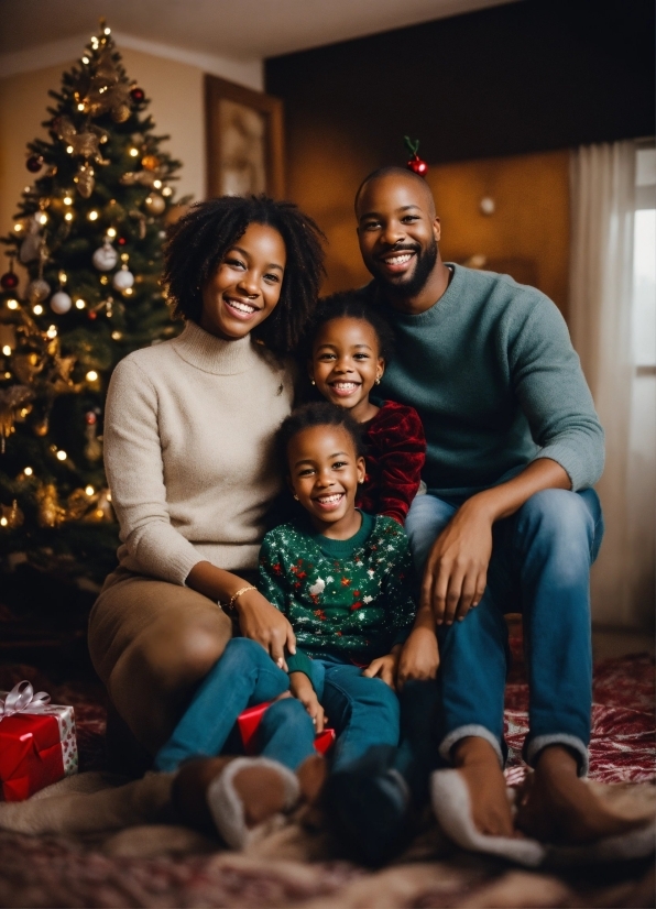 Smile, Christmas Tree, Happy, Flash Photography, Standing, Tree