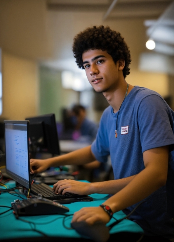 Computer, Personal Computer, Laptop, Table, Netbook, T-shirt