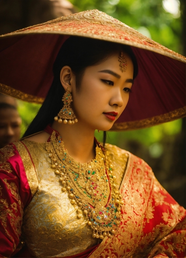 Skin, Chin, Hairstyle, Facial Expression, Temple, People In Nature