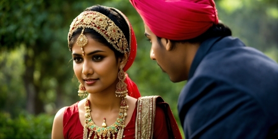 Facial Expression, Smile, Temple, Happy, Headgear, Sari