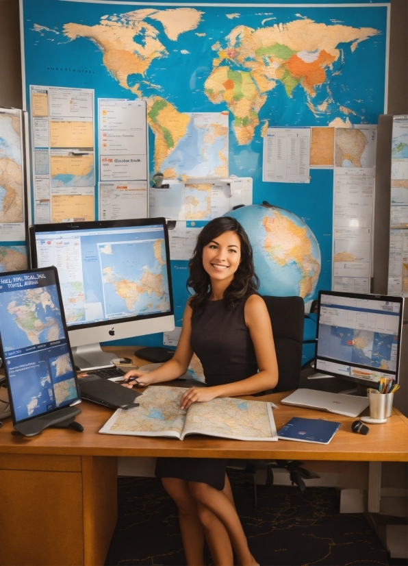 Computer, Table, Smile, Personal Computer, World, Desk