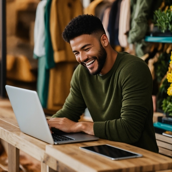 Computer, Smile, Laptop, Personal Computer, Netbook, Leisure