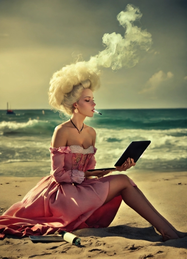 Water, Sky, Cloud, Hairstyle, Flash Photography, People In Nature