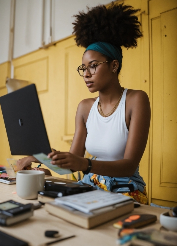 Computer, Table, Personal Computer, Laptop, Desk, Eyewear