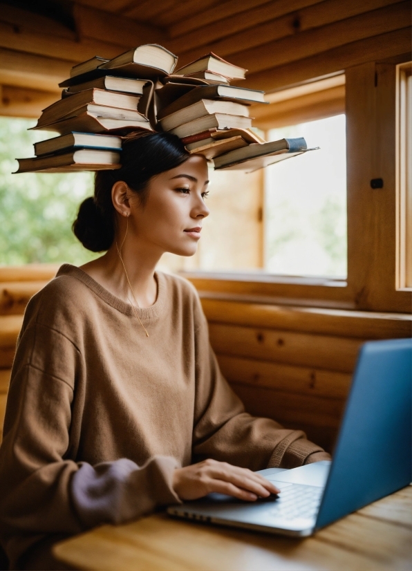 Computer, Laptop, Personal Computer, Wood, Flash Photography, Desk