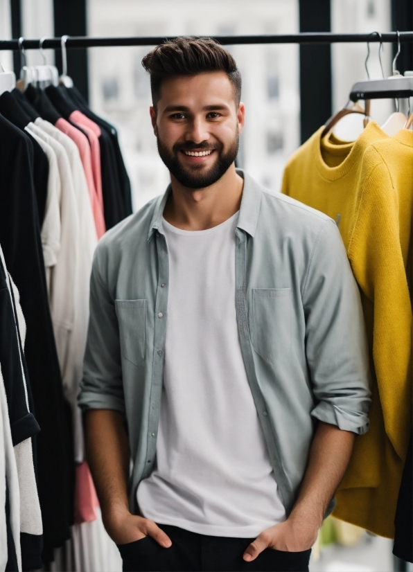 Smile, Shoulder, White, Product, Black, Human