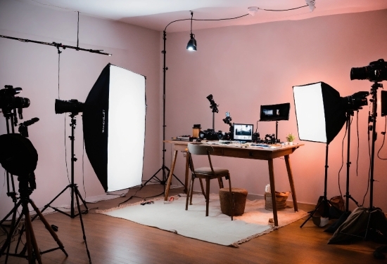 Tripod, Furniture, Film Studio, Table, Building, Lighting