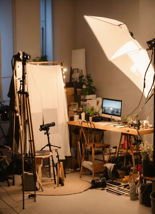 Table, Personal Computer, Easel, Computer, Interior Design, Wood