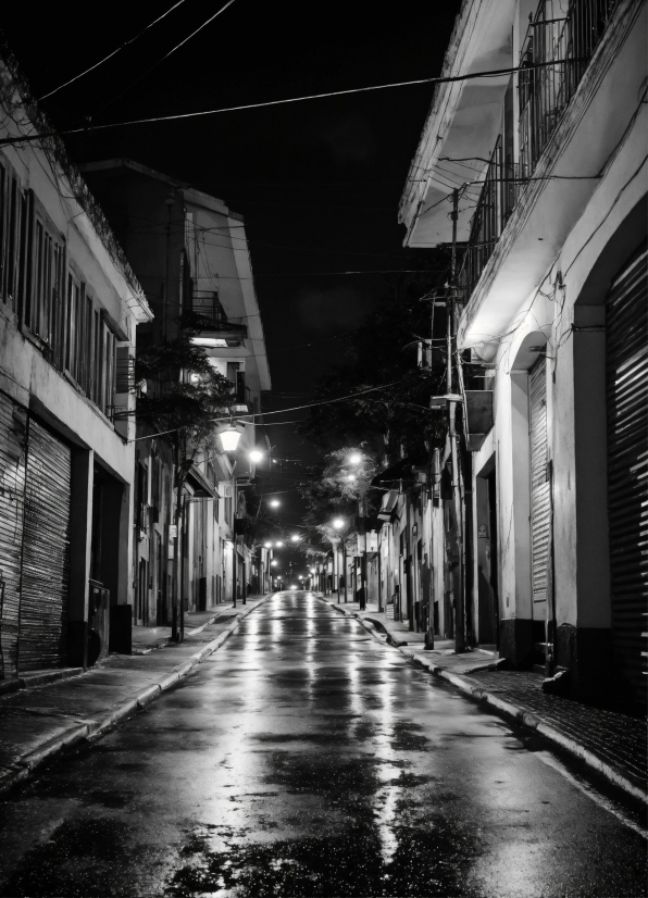 Atmosphere, Building, Black, Road Surface, Infrastructure, Black-and-white