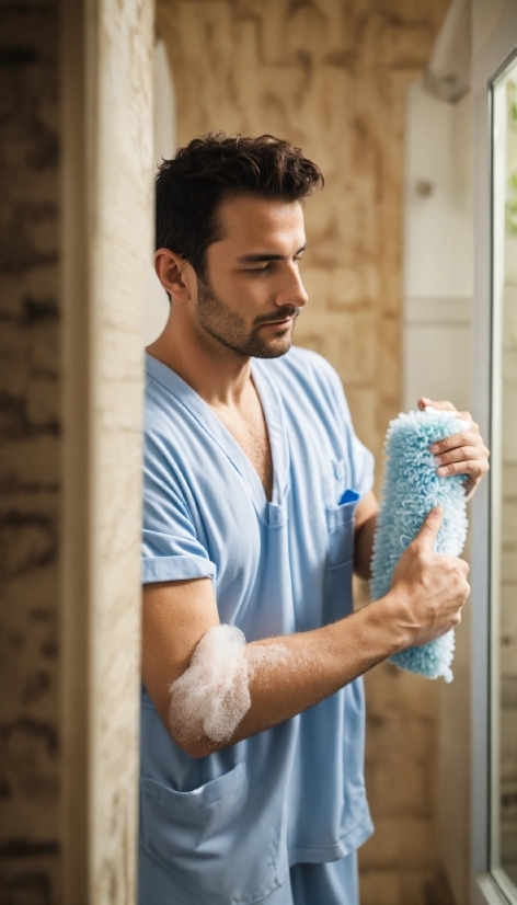 Sleeve, Beard, T-shirt, Electric Blue, Elbow, Facial Hair