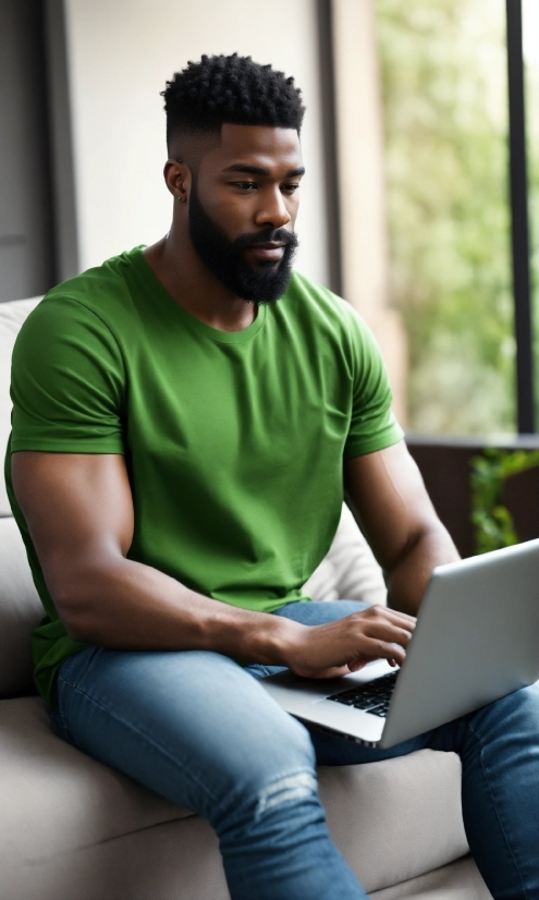 Forehead, Jeans, Hairstyle, Computer, Laptop, Black