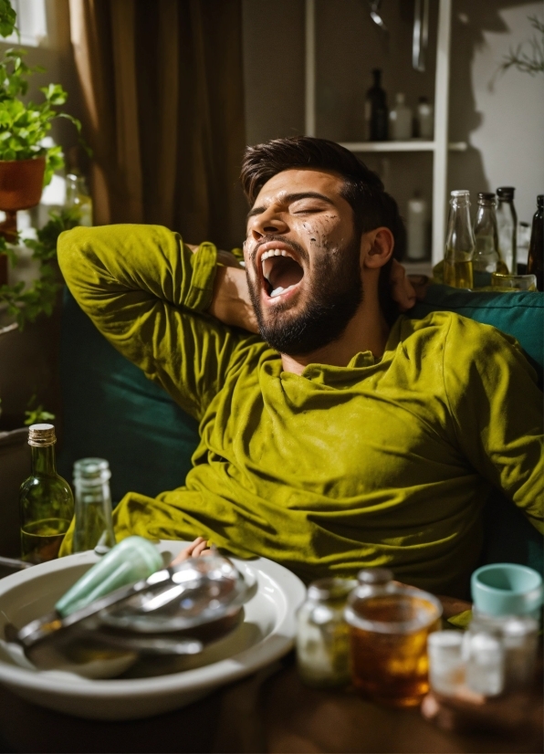 Tableware, Beard, Drinkware, Table, Alcoholic Beverage, Plate