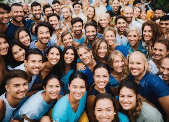 Smile, Photograph, Facial Expression, Human, Happy, Crowd