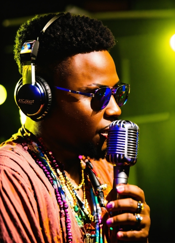 Microphone, Eyewear, Audio Equipment, Music Artist, Music, Entertainment