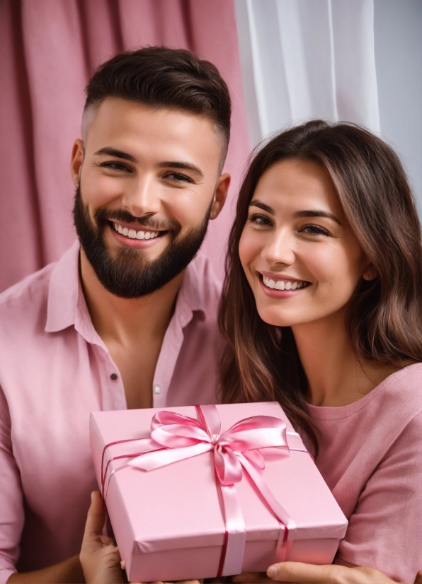 Smile, Skin, Hairstyle, Facial Expression, Beard, Human