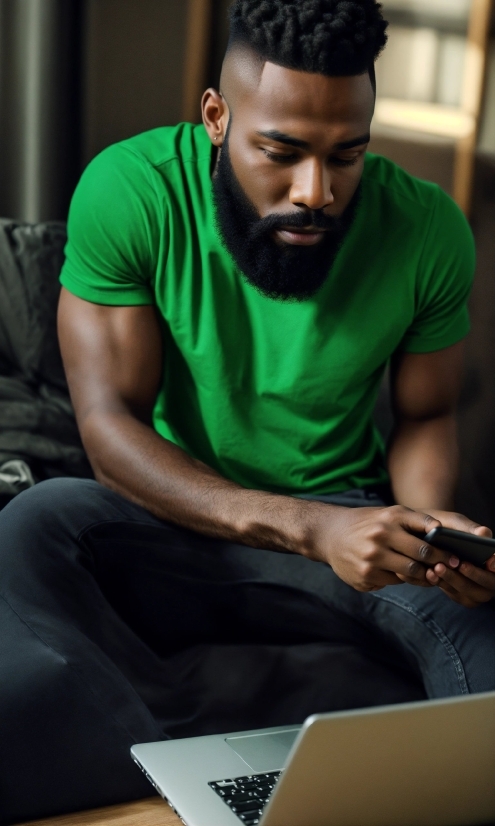 Jeans, Hairstyle, Muscle, Beard, Organ, Human