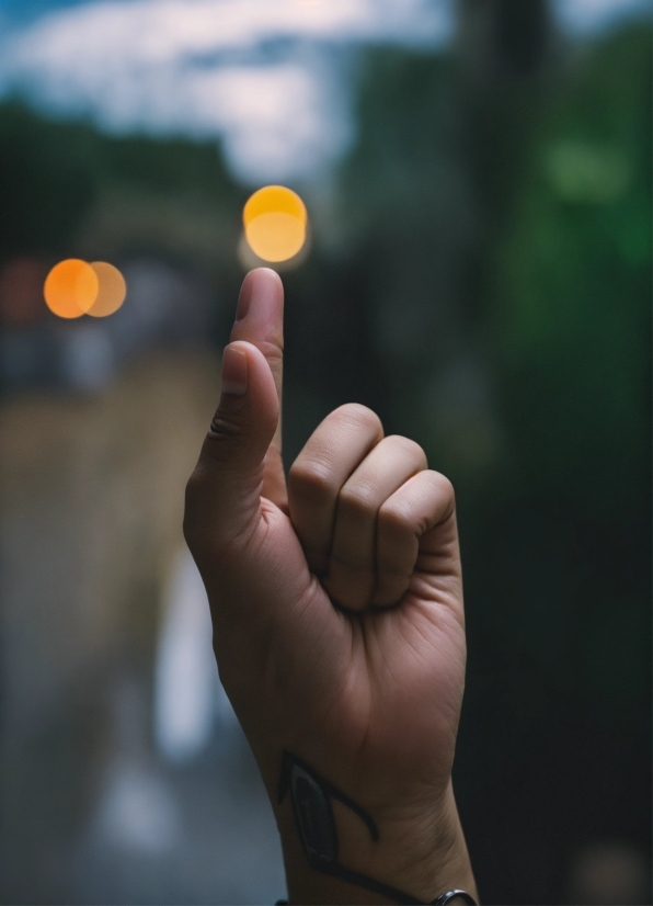 Hand, Watch, Sky, Gesture, Finger, Thumb