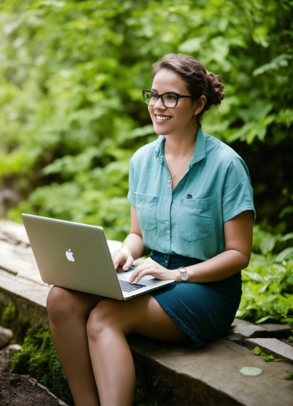 Clothing, Glasses, Computer, Plant, Hand, Laptop