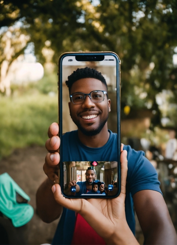 Smile, Hand, Human, Telephony, Mobile Phone, Communication Device