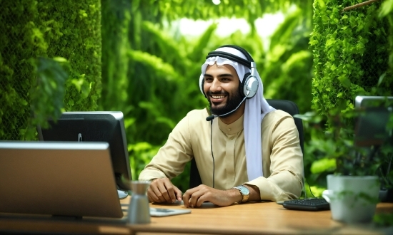 Smile, Computer, Personal Computer, Laptop, Table, Beard