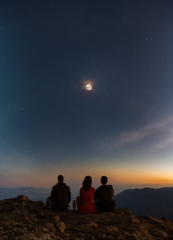 Sky, Atmosphere, Nature, Moon, Atmospheric Phenomenon, Mountain