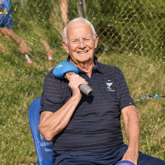 Smile, Microphone, Blue, Golf Equipment, Player, Golfer