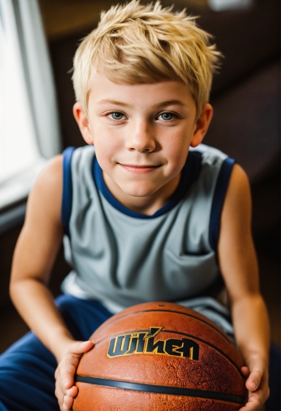 Face, Head, Smile, Basketball, Arm, Eye